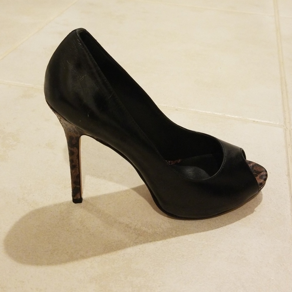 Saks Fifth Ave Peep Toe Pump